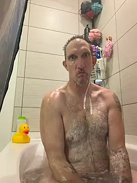 Snapshot of bilateralBKamputee chatting on 20, 3, 2026 bilateralBKamputee online show from 20, 3, 2026