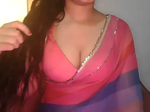 Snapshot of urvashi_rai chatting on 11, 7, 2026 urvashi rai online show from 11, 7, 2026