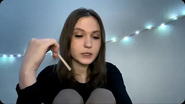 Juliajuicecam online show from 20, 4, 2026