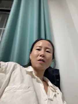 lilysister66 online show from 1, 7, 2026