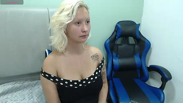 Snapshot of dafne_kim chatting on 11, 5, 2026 dafne kim online show from 11, 5, 2026