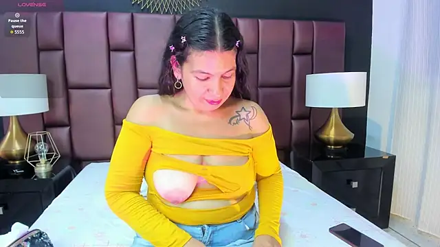 Snapshot of DianaSheren chatting on 7, 7, 2026 DianaSheren online show from 7, 7, 2026