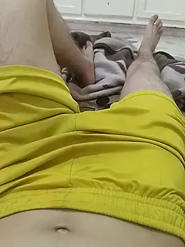 Snapshot of qamar97 chatting on 1, 4, 2026 qamar97 online show from 1, 4, 2026