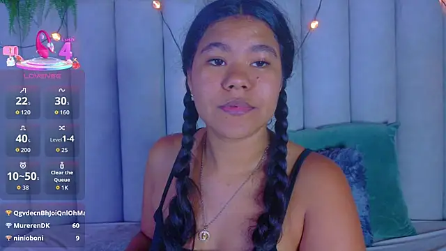 Snapshot of AhslyEvans__ chatting on 23, 7, 2026 AhslyEvans online show from 23, 7, 2026