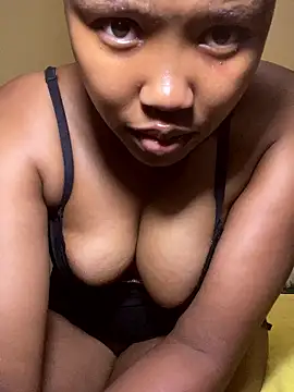 Snapshot of Prettiestheavenly chatting on 22, 3, 2026 Prettiestheavenly online show from 22, 3, 2026