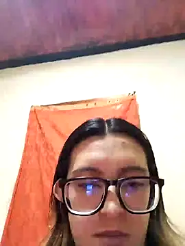 Greta silber26 online show from 4, 4, 2026