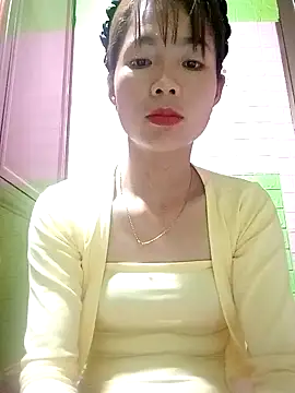 Snapshot of AmyLinee01 chatting on 12, 4, 2026 AmyLinee01 online show from 12, 4, 2026