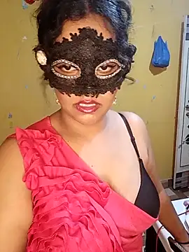 Snapshot of Crushme_cpl chatting on 12, 6, 2026 Crushme cpl online show from 12, 6, 2026