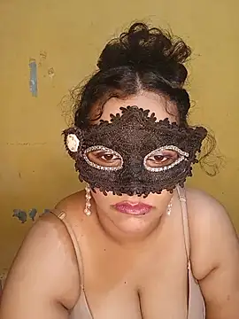 Snapshot of Crushme_cpl chatting on 19, 6, 2026 Crushme cpl online show from 19, 6, 2026