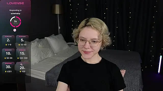 Snapshot of HottoKori chatting on 12, 6, 2026 HottoKori online show from 12, 6, 2026