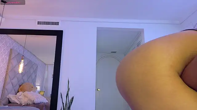Snapshot of Sasha_Sin chatting on 6, 7, 2026 Sasha Sin online show from 6, 7, 2026