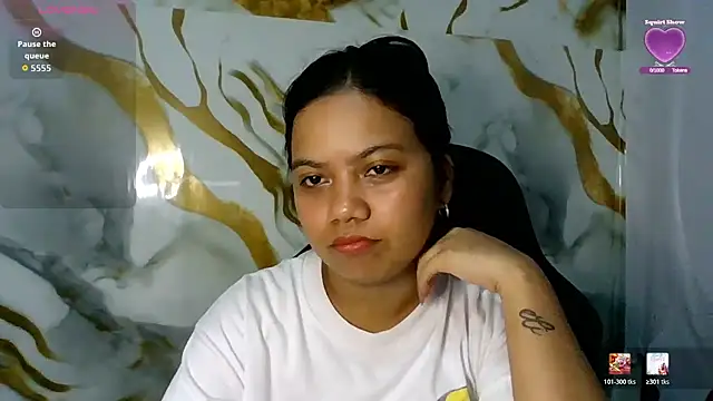 Snapshot of deseyy chatting on 9, 7, 2026 deseyy online show from 9, 7, 2026