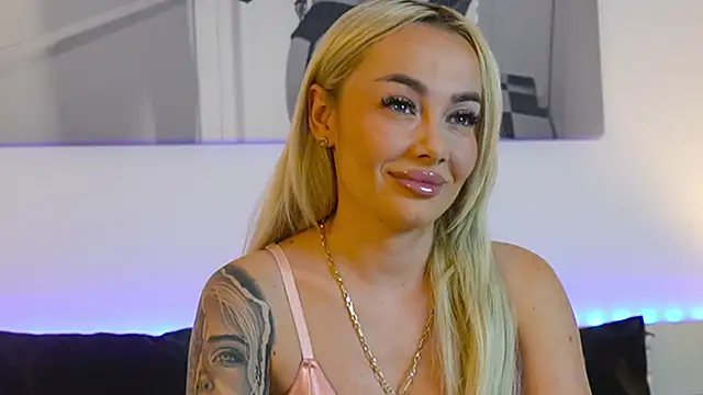 Snapshot of FrancescaGrayy chatting on 24, 7, 2026 FrancescaGrayy online show from 24, 7, 2026