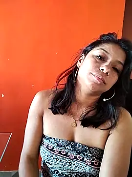 Snapshot of AngelicaStorms chatting on 11, 6, 2026 AngelicaStorms online show from 11, 6, 2026