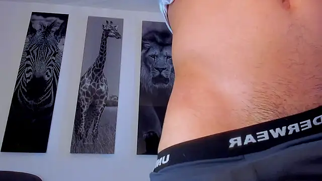 Snapshot of Santos_ramirez1 chatting on 11, 7, 2026 Santos ramirez1 online show from 11, 7, 2026