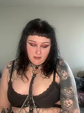 InkMaleficent online show from 16, 4, 2026