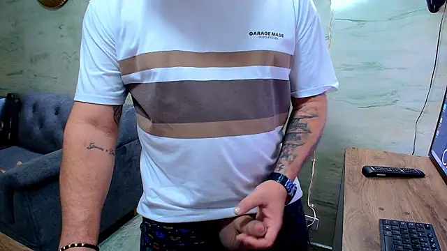 maximo daddy online show from 25, 4, 2026
