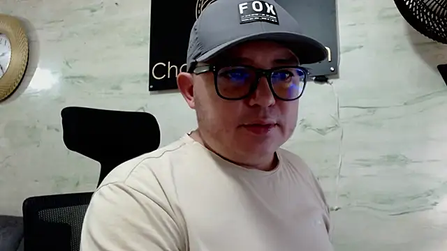 maximo daddy online show from 13, 5, 2026