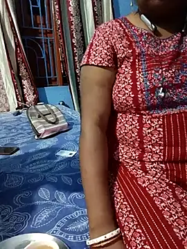 Curvy Divaa online show from 19, 5, 2026