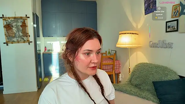 Snapshot of AurikTrix chatting on 3, 5, 2026 AurikTrix online show from 3, 5, 2026