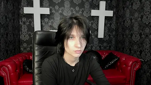 Snapshot of AdonBev chatting on 28, 4, 2026 AdonBev online show from 28, 4, 2026