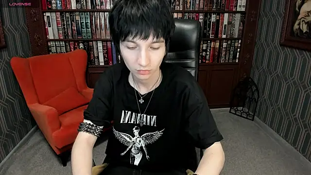 Snapshot of AdonBev chatting on 7, 7, 2026 AdonBev online show from 7, 7, 2026