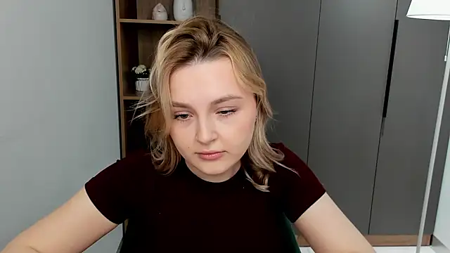 Snapshot of LorriMonz chatting on 26, 3, 2026 LorriMonz online show from 26, 3, 2026