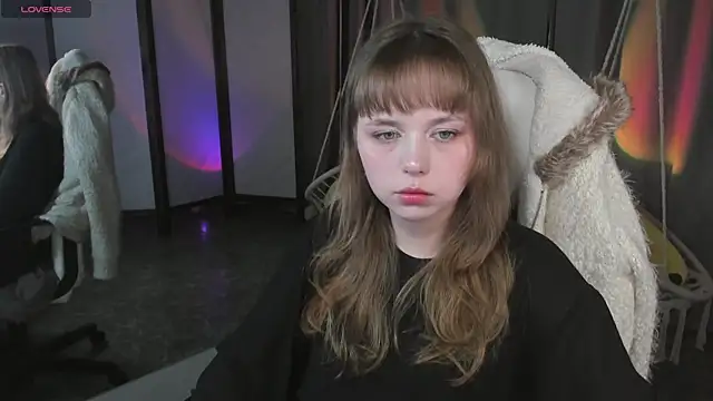 LeonaHicks online show from 21, 4, 2026