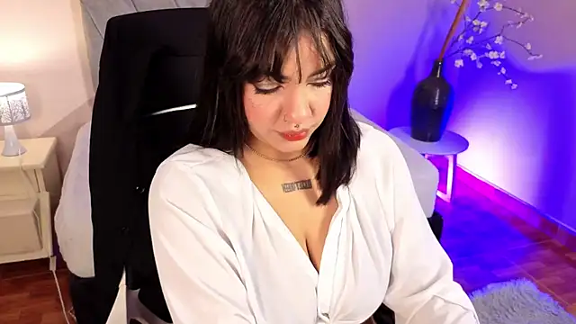 Snapshot of dania22_ chatting on 27, 4, 2026 dania22 online show from 27, 4, 2026