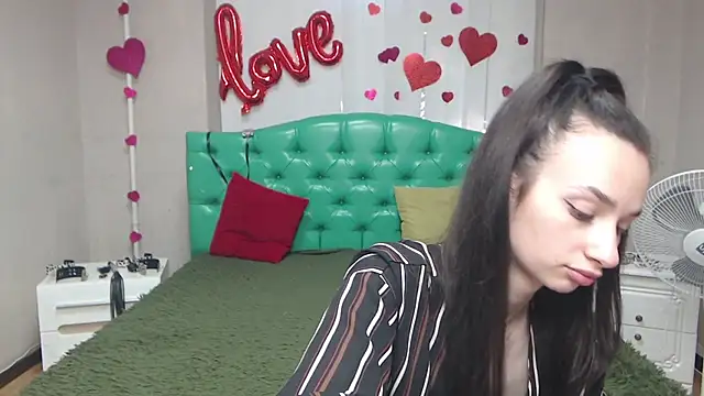 Snapshot of Je55icaBreeze chatting on 28, 5, 2026 Je55icaBreeze online show from 28, 5, 2026