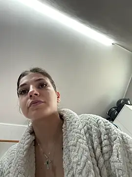 christahot online show from 13, 4, 2026