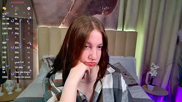 Snapshot of Elisabeth_Binder chatting on 15, 6, 2026 Elisabeth Binder online show from 15, 6, 2026