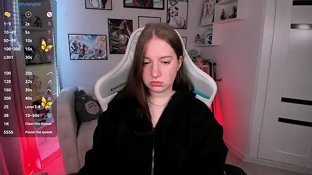 Snapshot of Elisabeth_Binder chatting on 2, 7, 2026 Elisabeth Binder online show from 2, 7, 2026