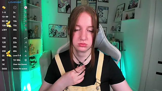 Snapshot of Elisabeth_Binder chatting on 3, 7, 2026 Elisabeth Binder online show from 3, 7, 2026