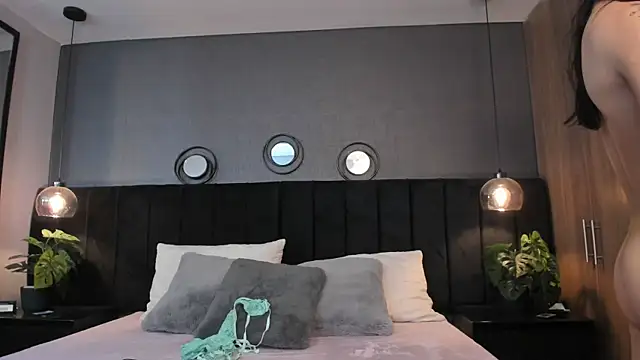 Hanna  mitsury  online show from 23, 6, 2026