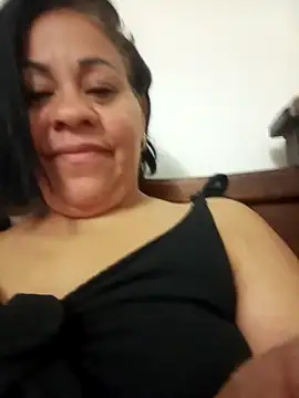 Veronica missbigg online show from 10, 4, 2026