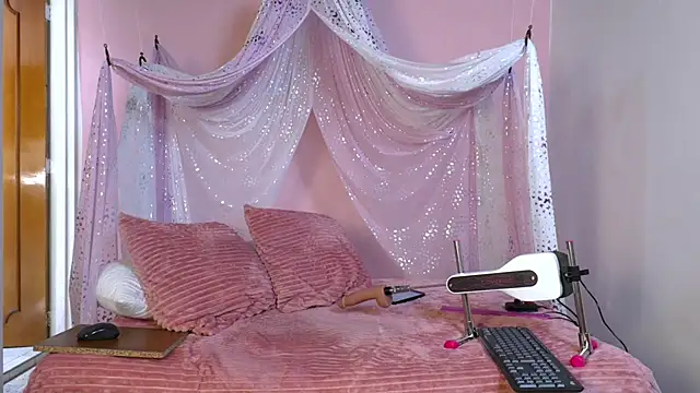 selene moretti online show from 7, 5, 2026