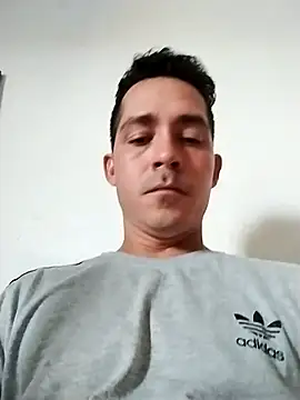 Snapshot of Gabriel_leon33 chatting on 11, 6, 2026 Gabriel leon33 online show from 11, 6, 2026
