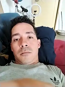 Snapshot of Gabriel_leon33 chatting on 19, 6, 2026 Gabriel leon33 online show from 19, 6, 2026