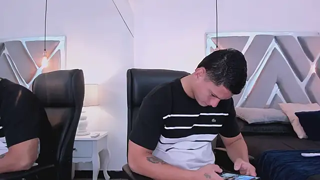 Chriss Diamond online show from 13, 4, 2026