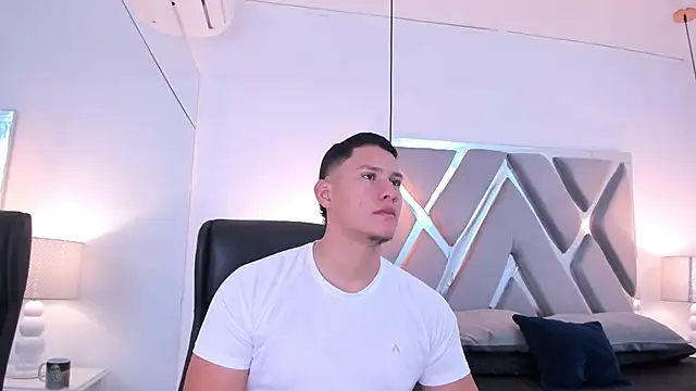 Chriss Diamond online show from 20, 4, 2026
