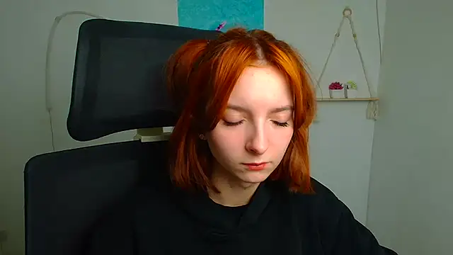 Butterfly Milly online show from 15, 4, 2026