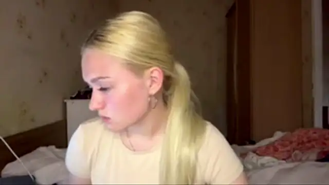 Sophia Blonde online show from 19, 5, 2026