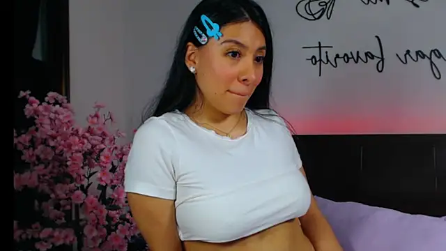 mila gomez  online show from 7, 7, 2026