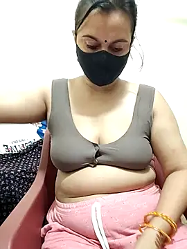 HeartlessGirl online show from 29, 5, 2026