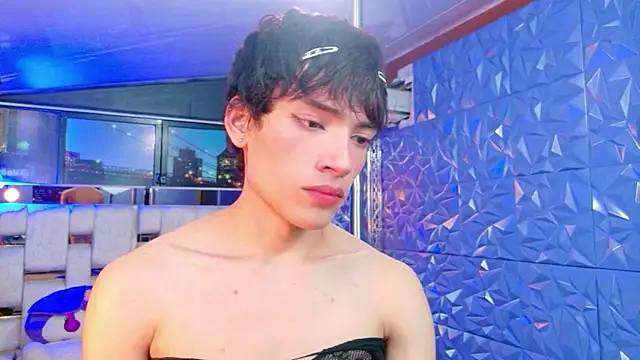 IsaacNovaa online show from 30, 4, 2026