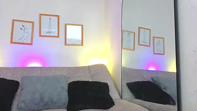 Snapshot of CharlotteCopper_ chatting on 3, 5, 2026 CharlotteCopper online show from 3, 5, 2026