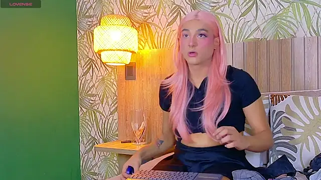 Mikavelvet08 online show from 30, 6, 2026