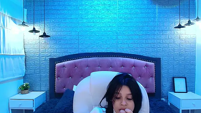 mia velvetk online show from 27, 3, 2026