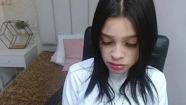 mia velvetk online show from 20, 4, 2026